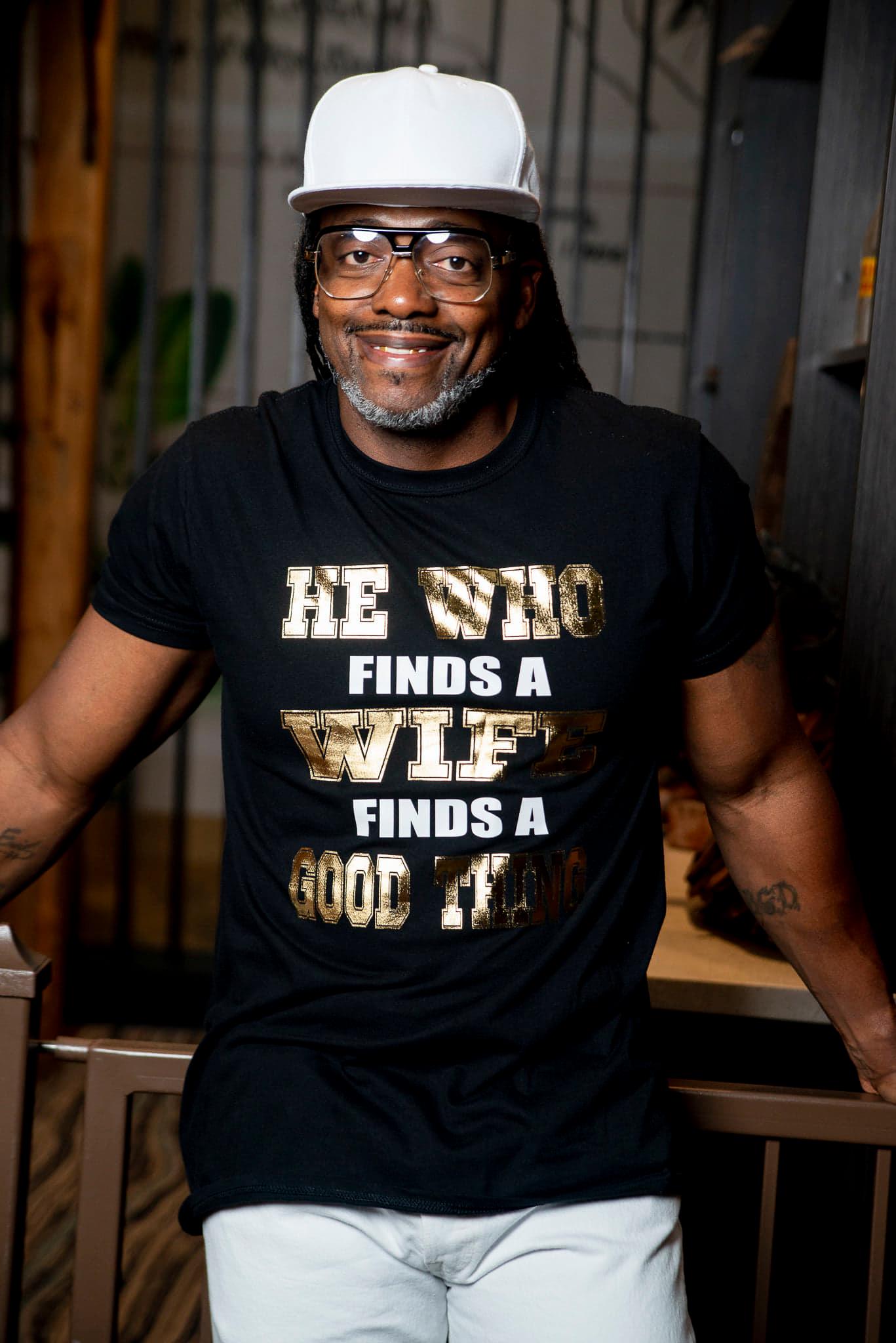 Couple's He Who Finds A Wife Finds A Good thing & Wife Found T-shirt Set - Cre8tive Cre8tions